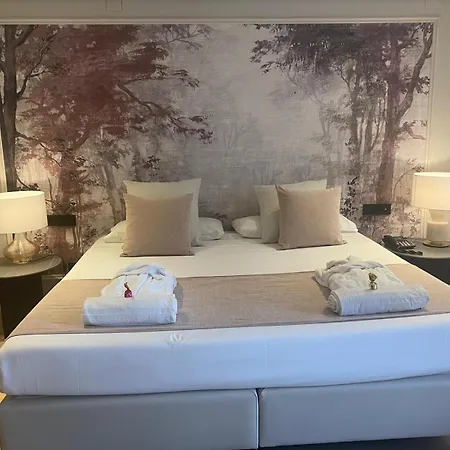 & Co. J. Botanico Boutique Valencia
