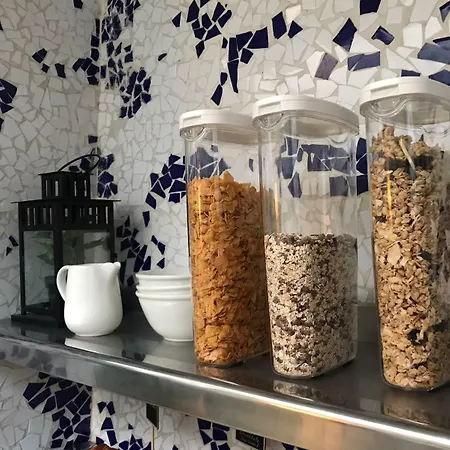 & Co. J. Botanico Boutique Valencia