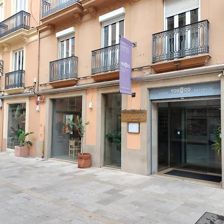 & Co. J. Botanico Boutique Otel 3*
