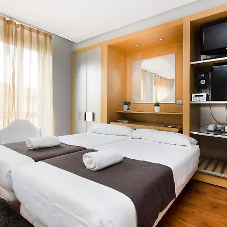 & Co. J. Botanico Boutique Otel 3*
